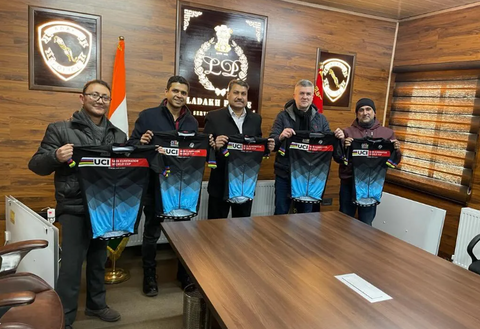 Jersey Launch with Indian and Foreign UCI officials with laddakh police